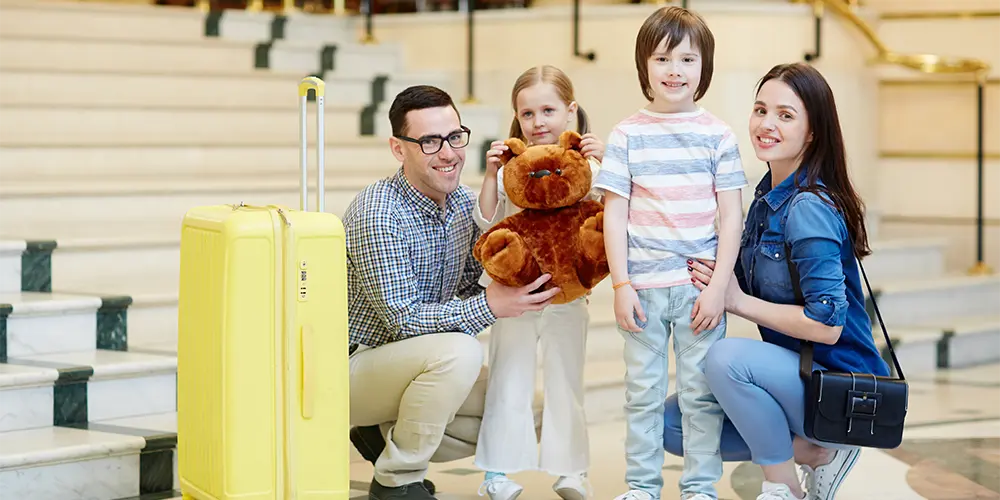 travel-insurance-service-3